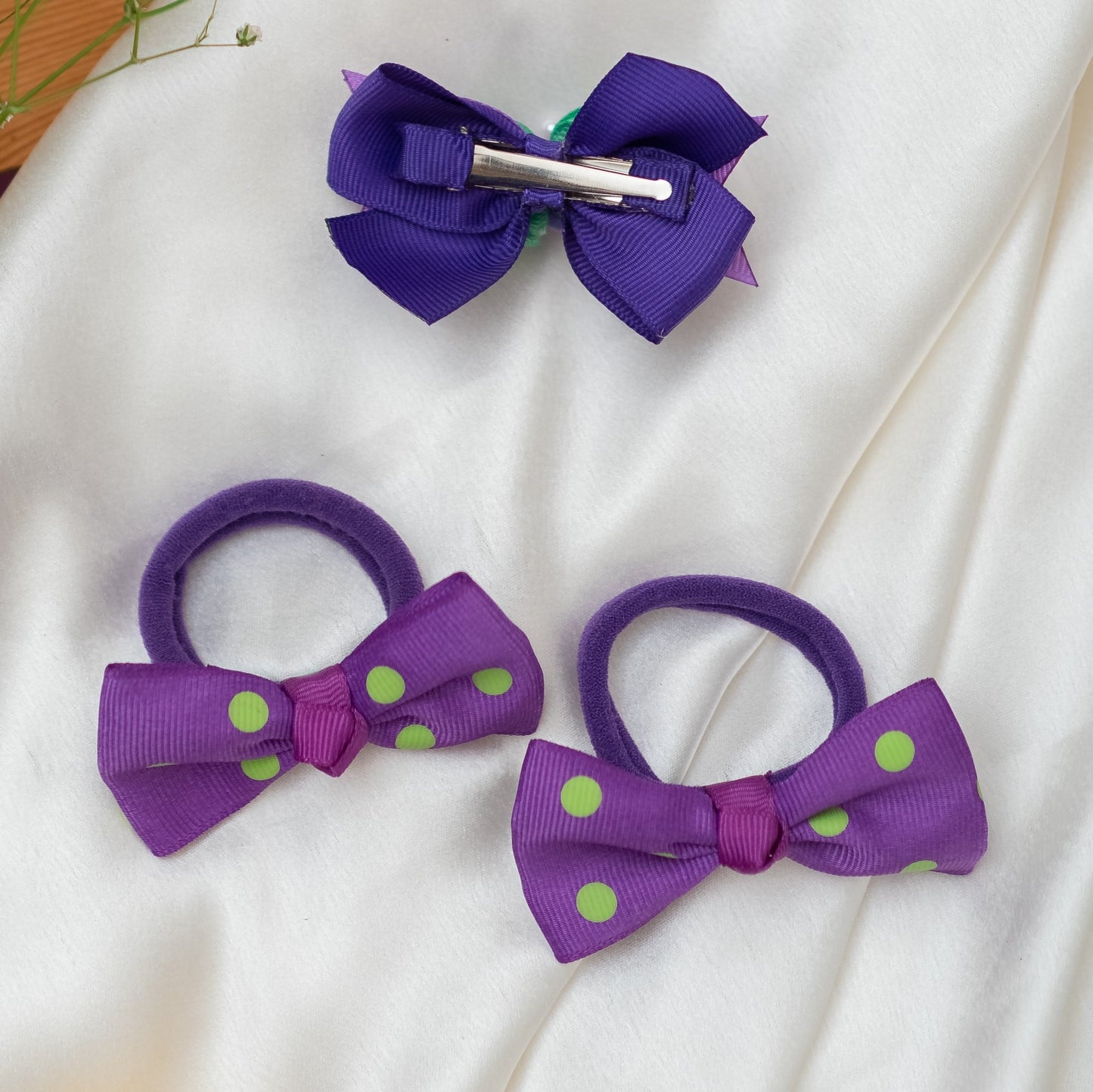 Cute & fancy bow with felt roses and pearls on alligator clip along with pair of pretty polka dotted bow on rubberbands- Purple (Set of 1 pair and 1 single bow - 3 quantity)