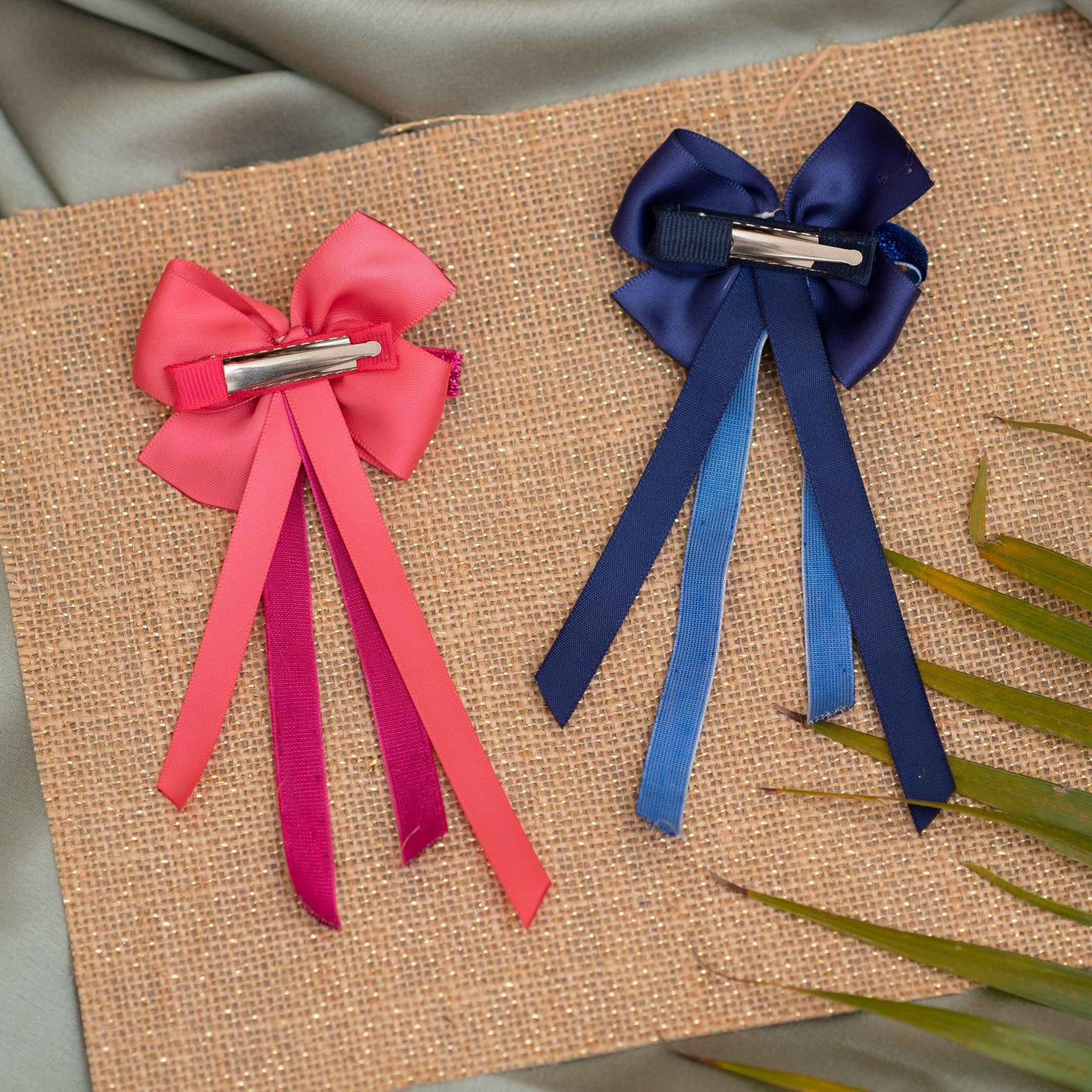 Combo:Set of 2 dangler alligator clips - Pink and Blue