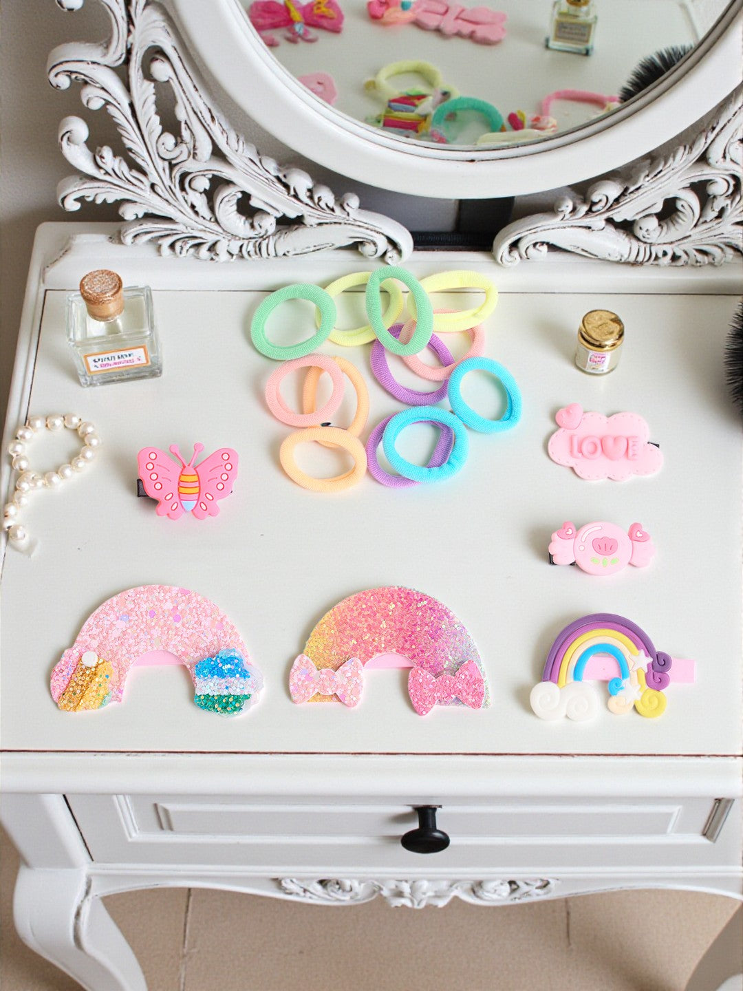 Pack of  6 pair Rubberbands and 6 cute Alligator Clips - Multicolour