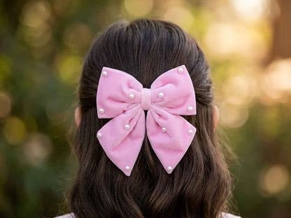 Velvet party bow on alligator clip with pearls - Light Pink