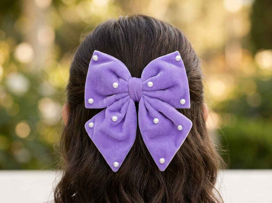 Velvet party bow on alligator clip with pearls - Lilac