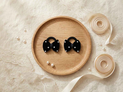 Velvet bow on rubberbands with pearls - Black