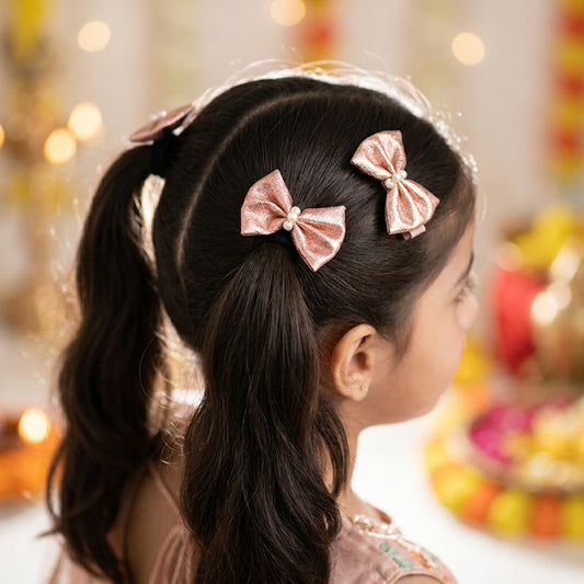 Shiny bow on alligator clips & rubberbands - Rose pink