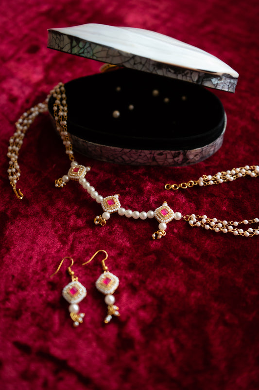 Kundan with pearls chain necklace  - Pink, Gold