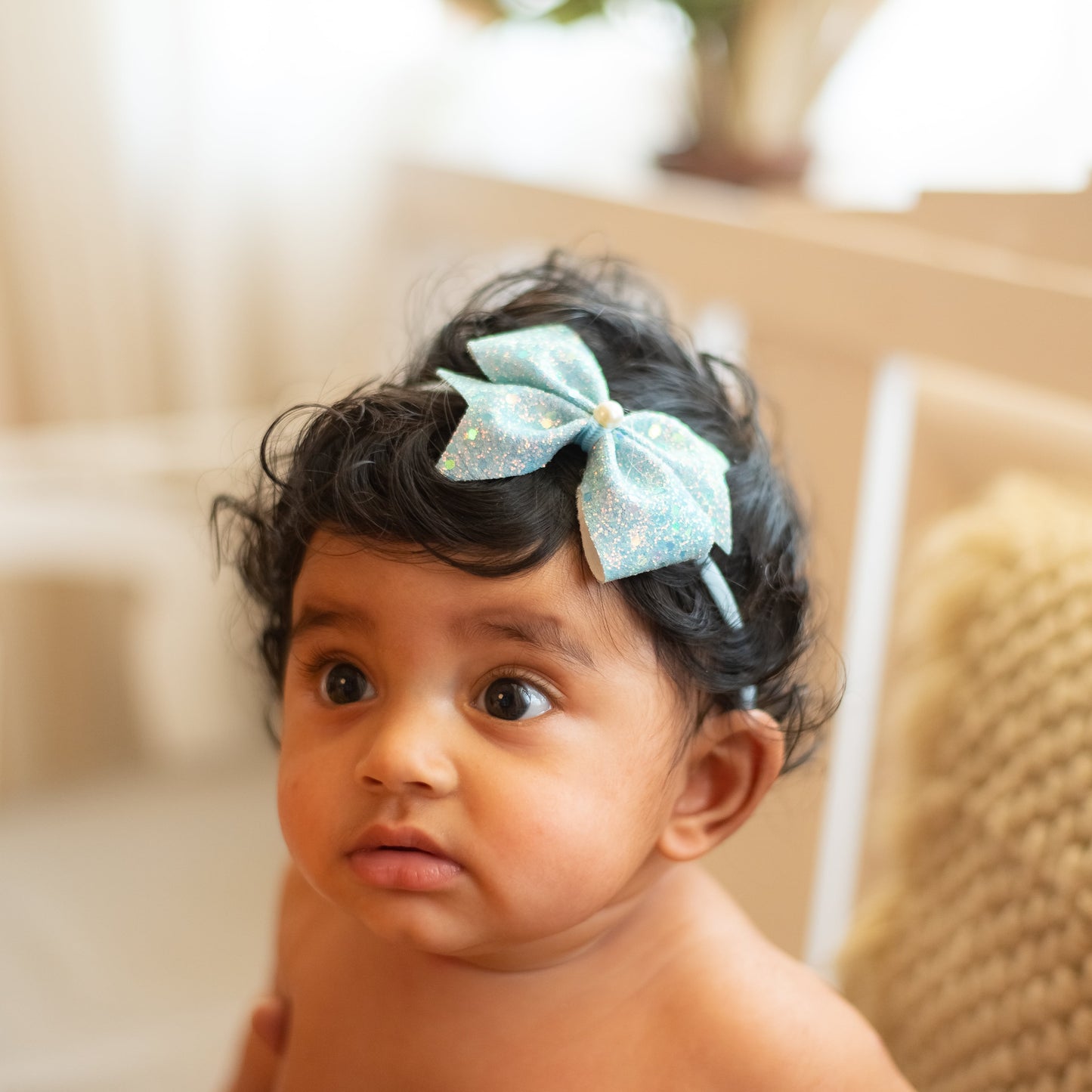 Soft Infant Stretchy bands with a Glitter Bow - Light Blue