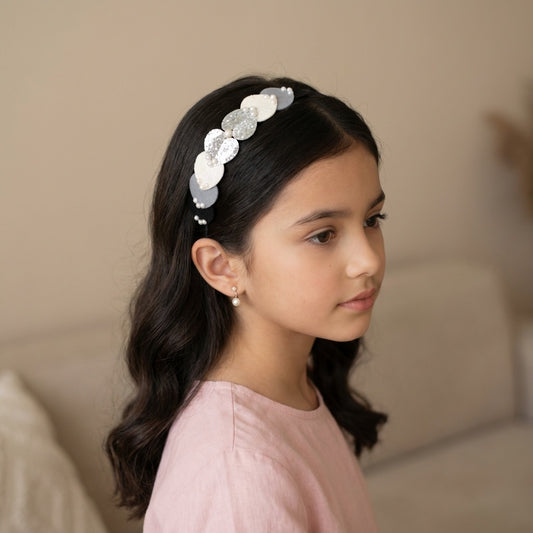 Dainty hairband with cascading hearts and pearl detailing - Black, Grey, White, Silver