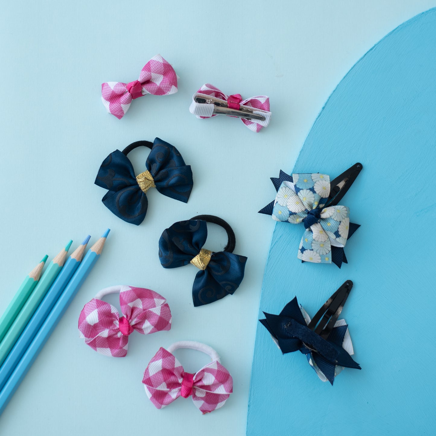 Combo: Checkered bow alligator clips and rubberbands and floral printed double bow tic-tac clips and rubberbands - Light Pink, Nevy blue