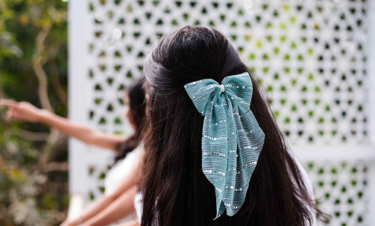 Stripe detailed Georgette Scarf on Alligator Clip - Blue