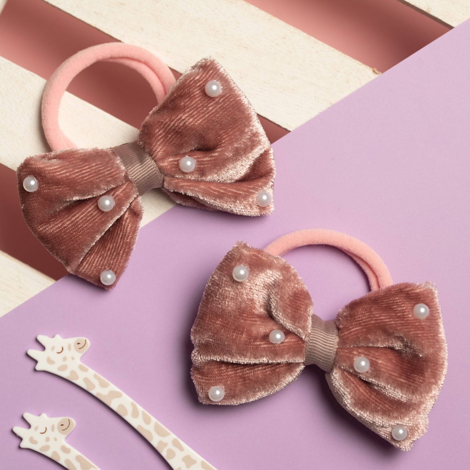 Ribbon Candy - Cute Valvet Bow With Pearl Detailing Rubber Band - Dusty Pink