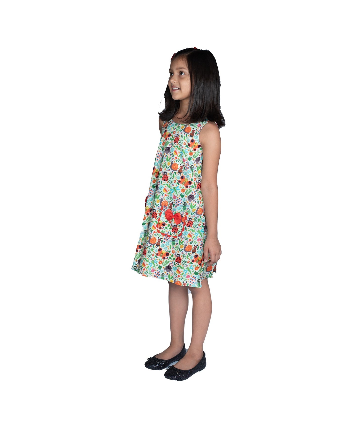 Ladybug Garden Print Shift Dress with Sleeveless sleeves and  Tow Pockets