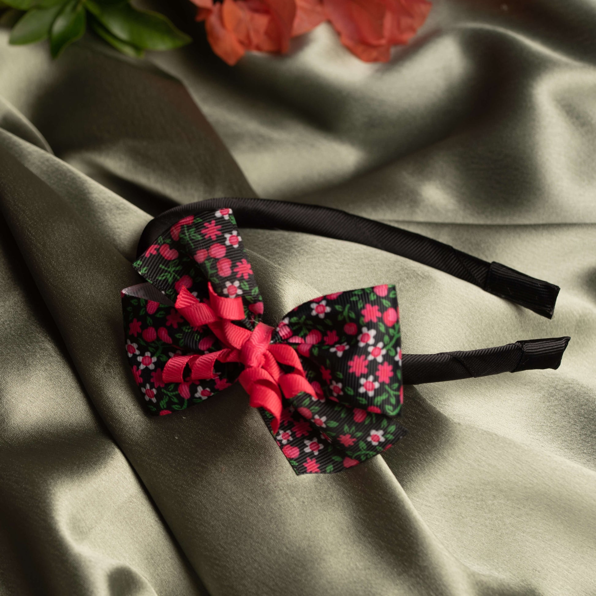 Ribbon Candy - Floral Print Bow on Hair Band - Black